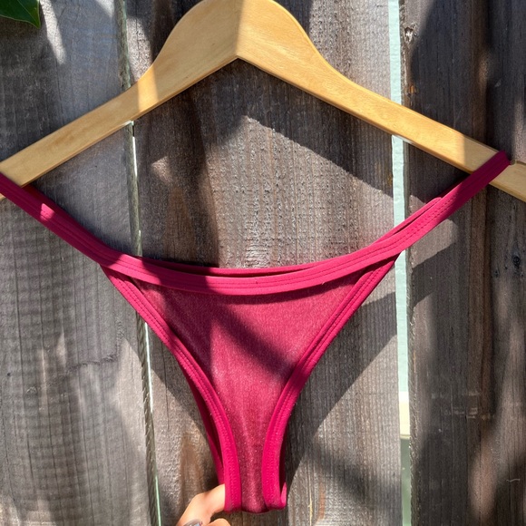 Posh Pua velvet maroon bikini bottoms; size Small - Picture 4 of 5